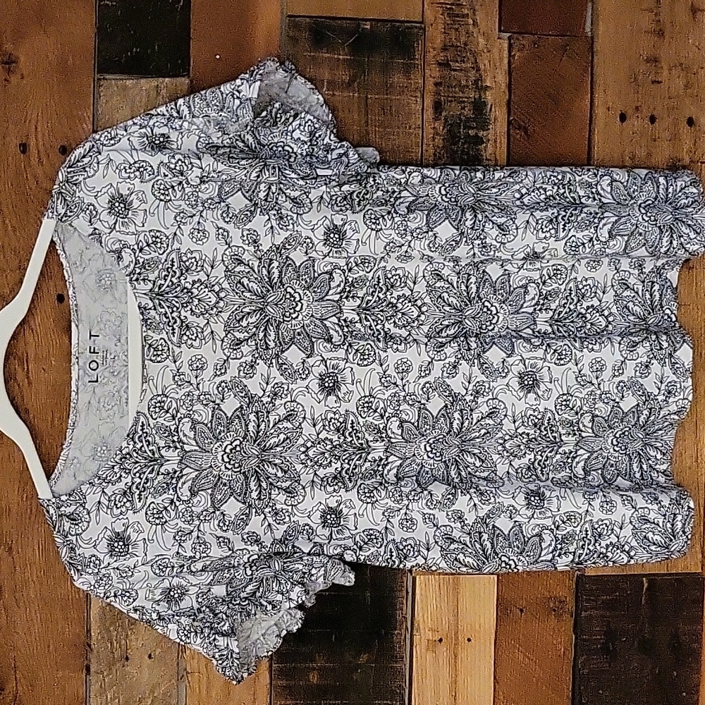 LOFT Flutter Sleeve Top